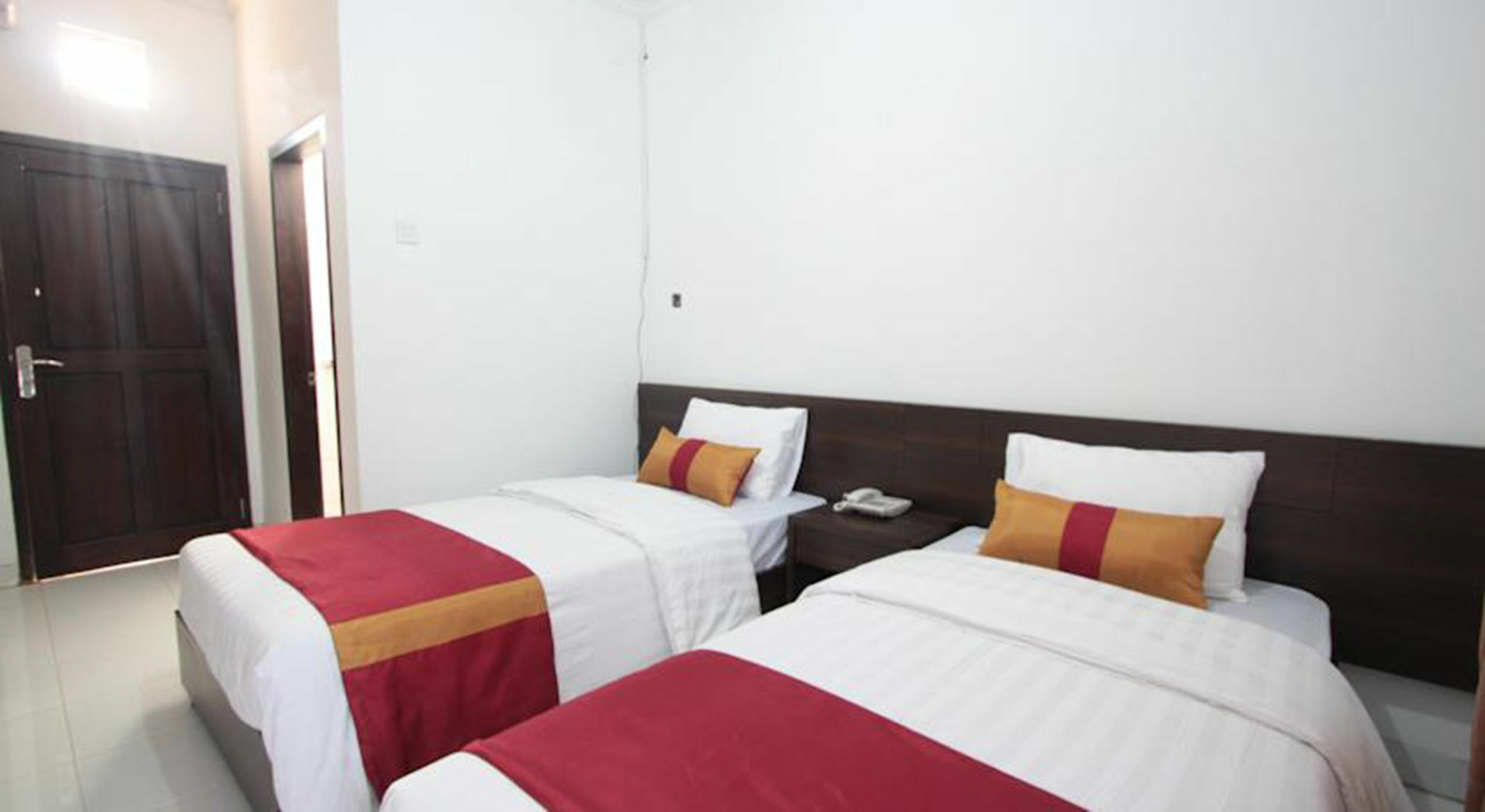 Bakung Sunset Hotel Kuta Lombok Exterior foto